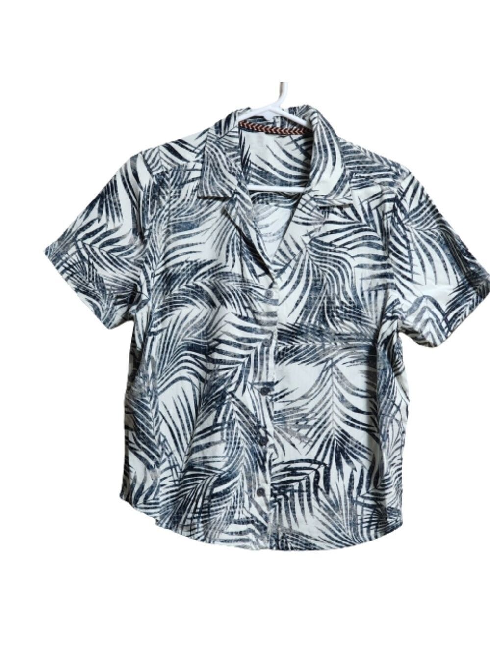 White Short sleeve button-down palm leaves print color dark green size medium - Picture 1 of 4